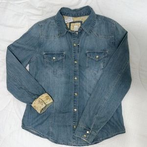 Forever 21 long sleeve denim shirt.
